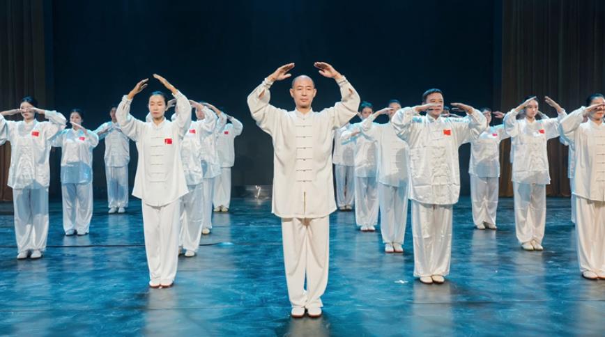 民族轮播健身气功架起“金砖”友谊桥.jpg