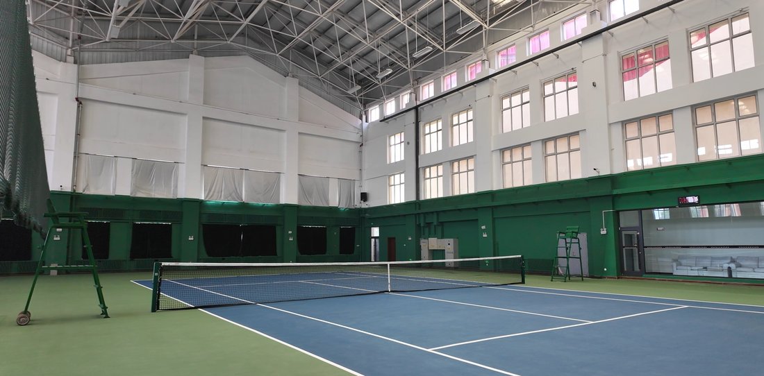 0cec4b69-16c5-429a-99b1-7e8adb8178b1.jpg 网球场地.jpg